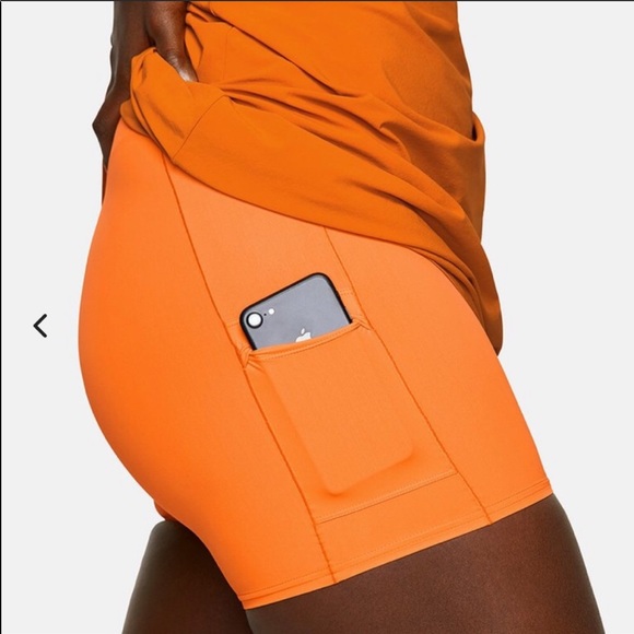 LOOKING FOR THIS DRESS - Picture 5 of 5